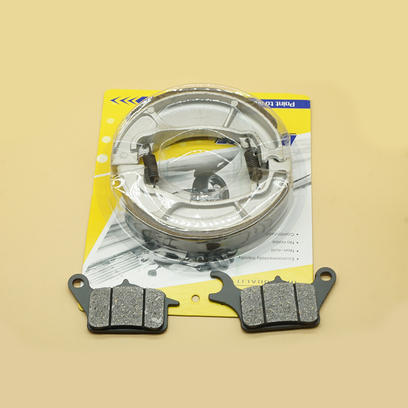 Brake Pad Set - Zestaw klocków hamulcowych przednich i szczęk